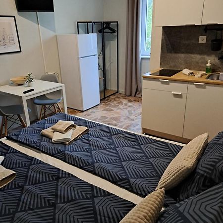 Pirgos Psilonerou Garden Rooms מראה חיצוני תמונה