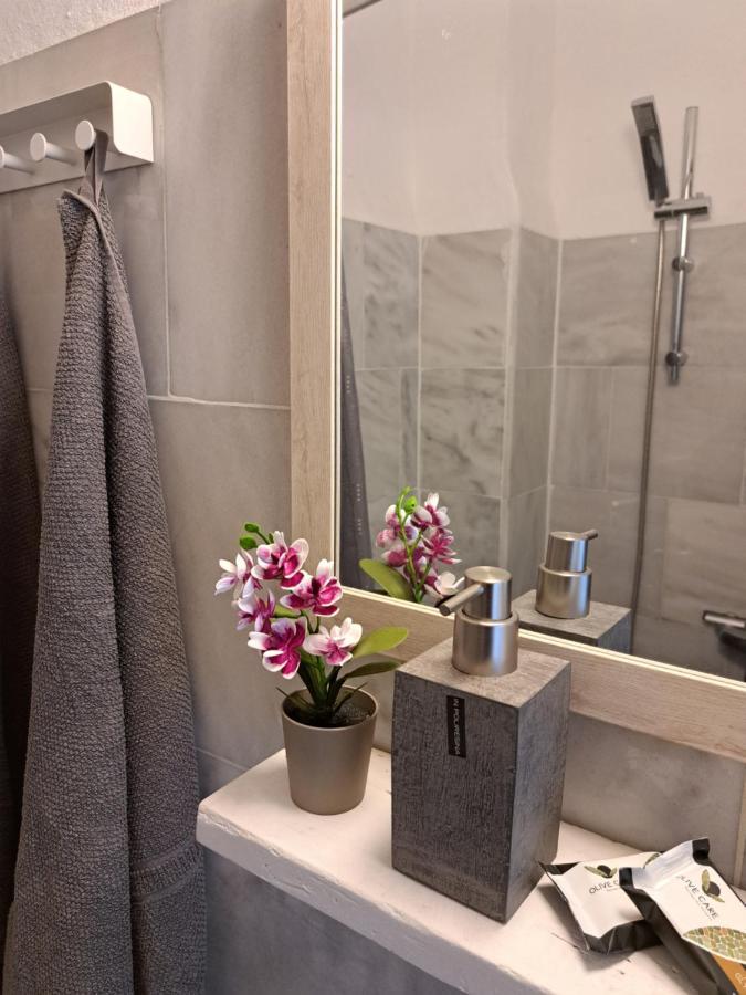 Pirgos Psilonerou Garden Rooms מראה חיצוני תמונה