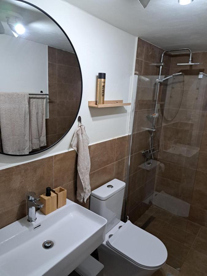 Pirgos Psilonerou Garden Rooms מראה חיצוני תמונה