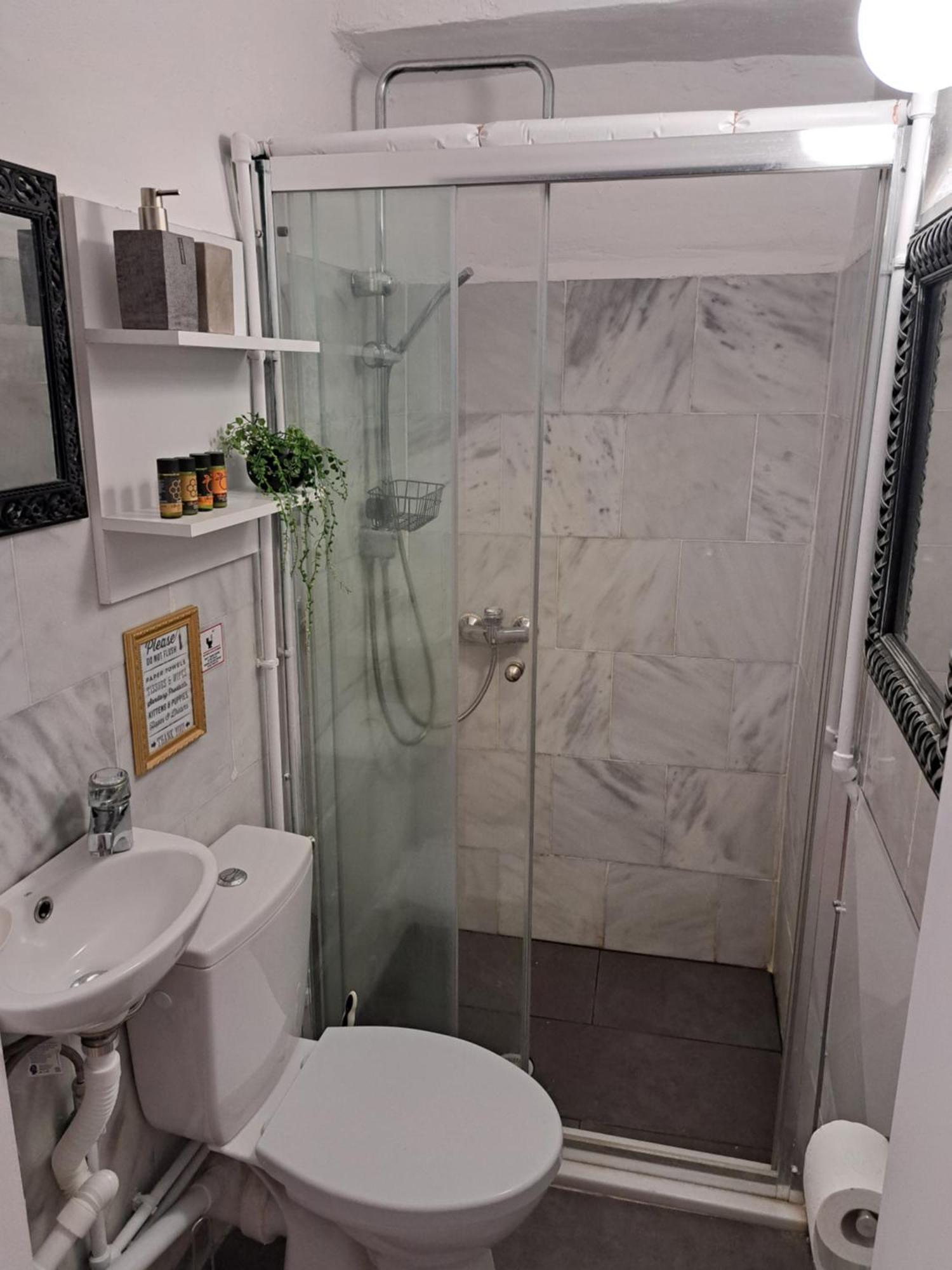Pirgos Psilonerou Garden Rooms מראה חיצוני תמונה